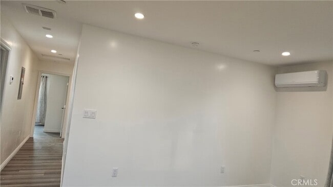 Photo - 1203 W Shorb St