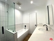 Photo - 8403 Blackburn Ave Condo Unit 308