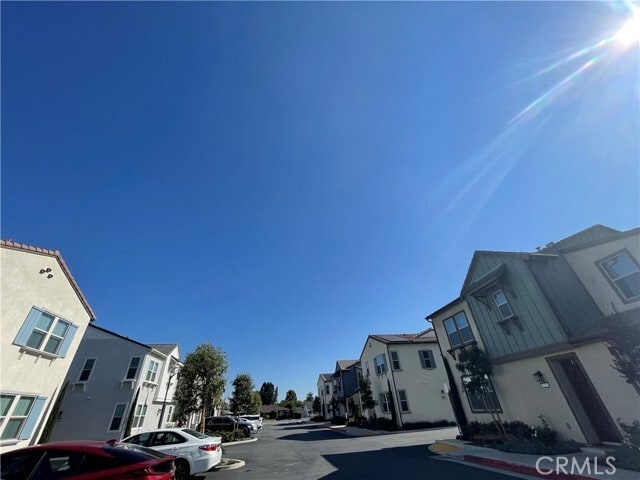 Photo - 535 Embrook Way
