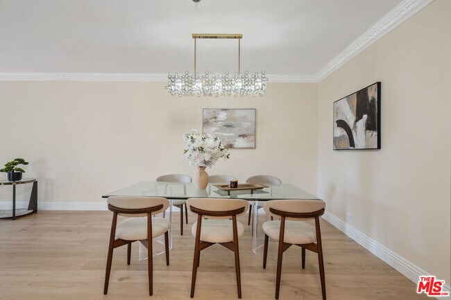 Photo - 9249 Burton Wy Unit 302