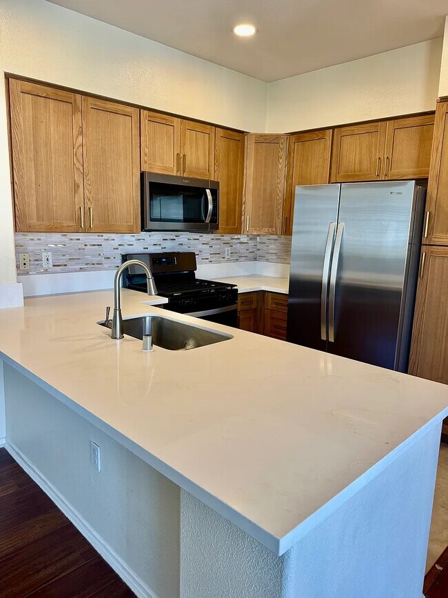 Newly Remodeled Kitchen - 5467 Mandarin Cv