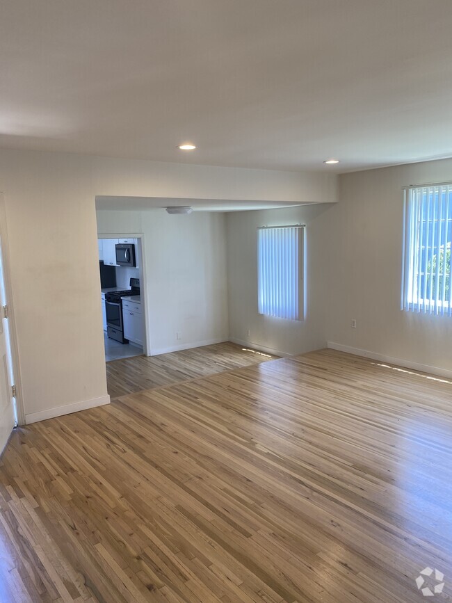 Building Photo - 1845 S Beverly Glen Blvd Unit 1845 12 Rental