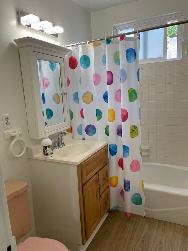 Photo - 454 S Oak Knoll Ave Unit 3