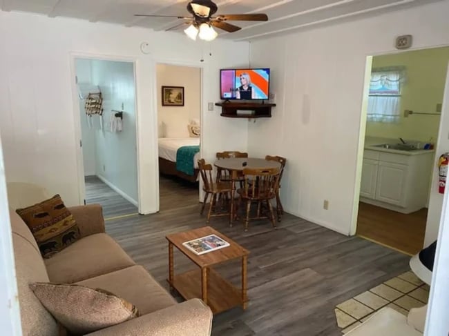 Photo - 877 Tulip Ln Unit Timberhaven Lodge  4