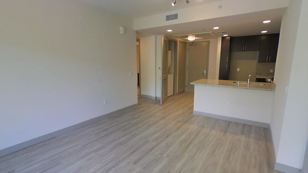 3D Tour - White Magnolia Apartments