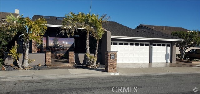 Building Photo - 17942 Hallcroft Ln Rental