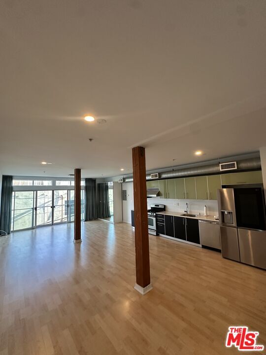 Photo - 4215 Glencoe Ave Unit 207