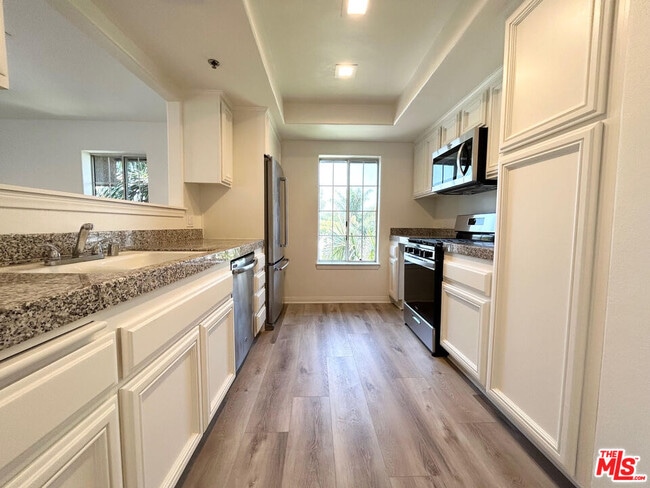 Photo - 11734 Montana Ave Unit 406