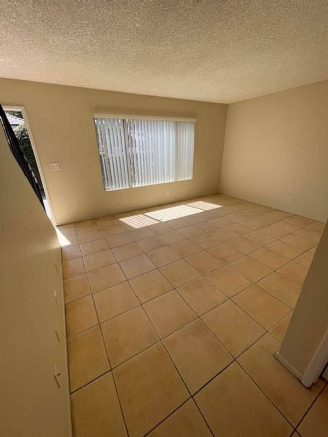 Photo - 2 Bedroom 1.5 Bath Attached unit available
