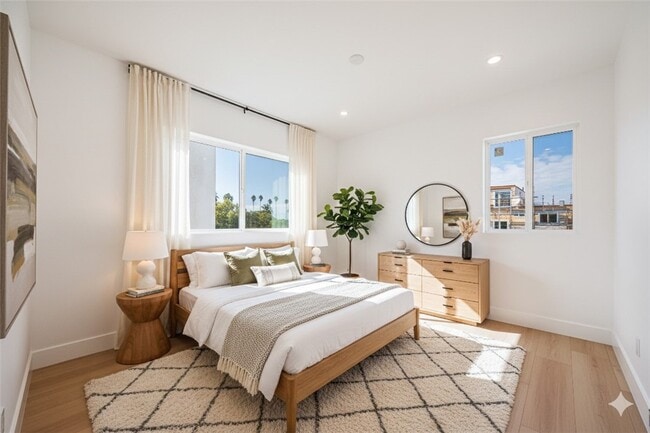 Photo - 5209 20th St