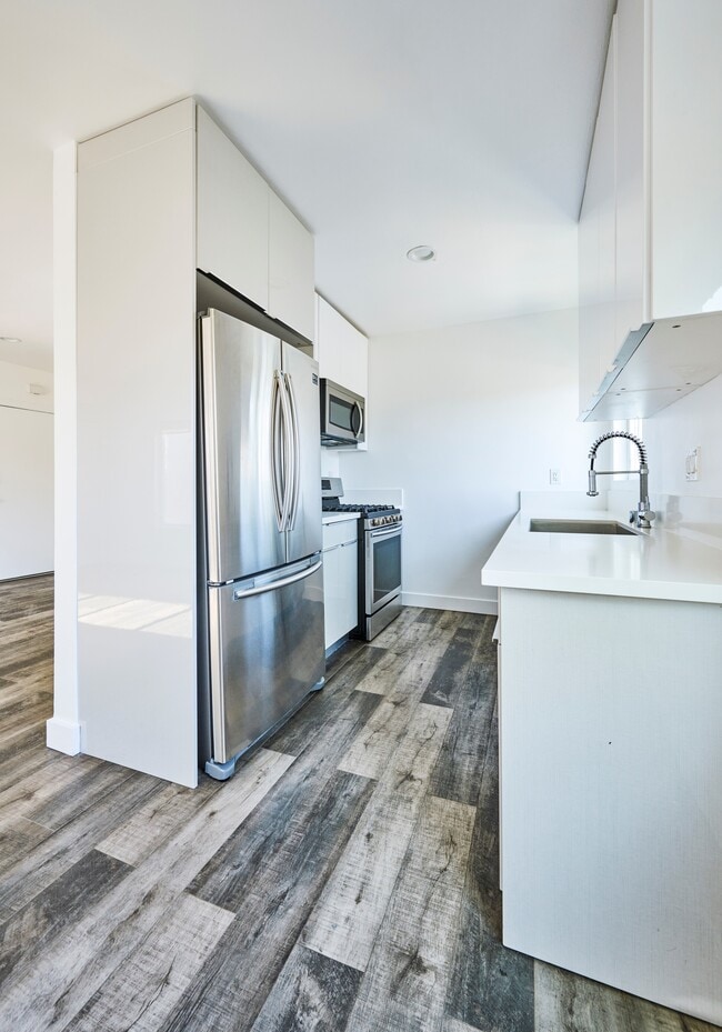 Photo - 1333 W. 36th Pl.