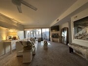 Photo - 5726 La Jolla Blvd