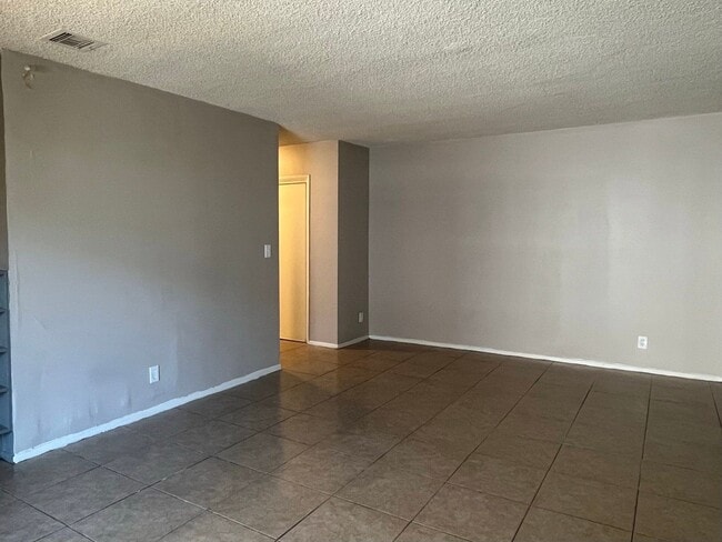 Photo - 9010 Tobias Ave Unit 257