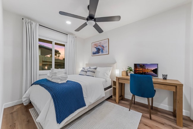 Photo - 4442 Clairemont Dr Unit 4442