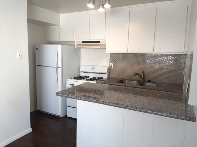 Photo - 129 38th Pl Unit B