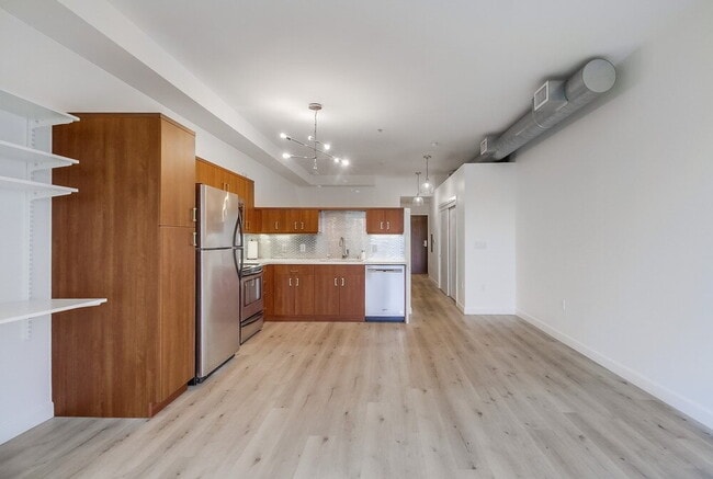 Photo - Beautiful Downtown 1BR/1BA Condo Unit 428