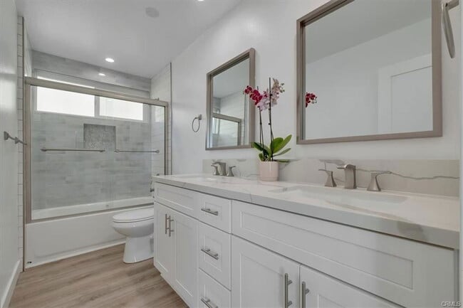 Photo - 745 Domingo Dr