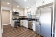 Kitchen with heavy duty cabinetry - 8424 Grenoble St House