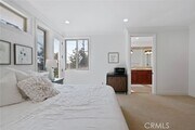 Photo - 619 10th St Townhome