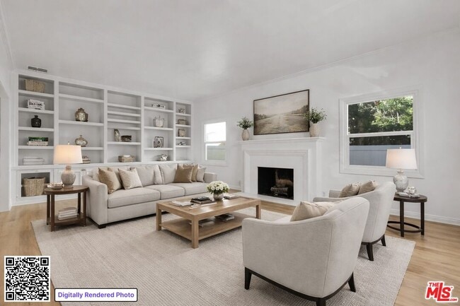 Photo - 205 Canon Dr