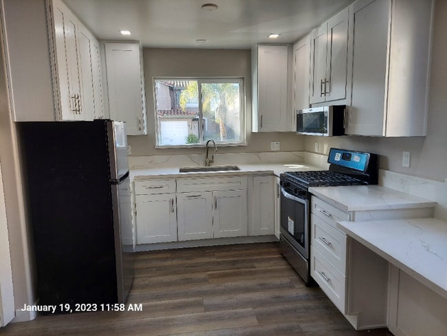 Building Photo - 1830 Berkeley Way Rental