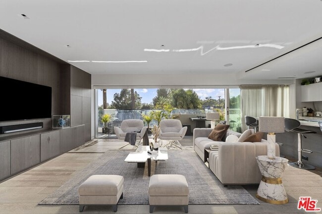 Photo - 838 N Doheny Dr Condo Unit 301