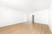 Photo - 412 W Queen St Unit 6