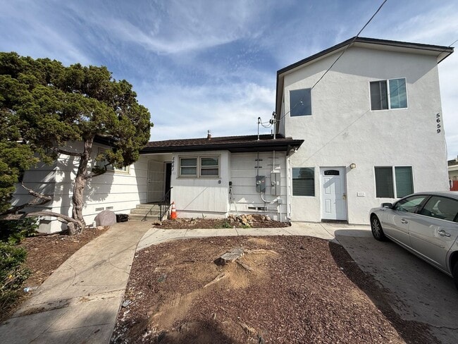 Photo - 5659-5661 Dorothy Way Unit 5659 Dorothy Way