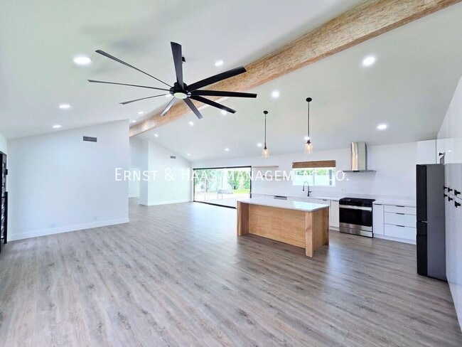 Photo - 3041 Yellowtail Dr