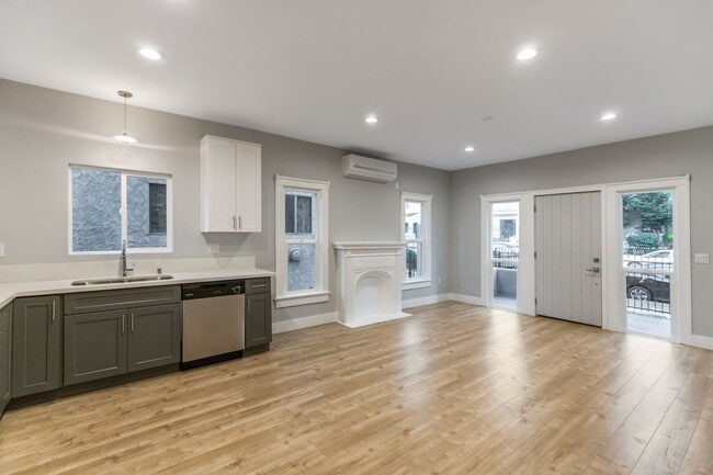 Photo - Beautiful 2 bedroom in Echo Park/Silver Lake with parking! Unit 415 Coronado