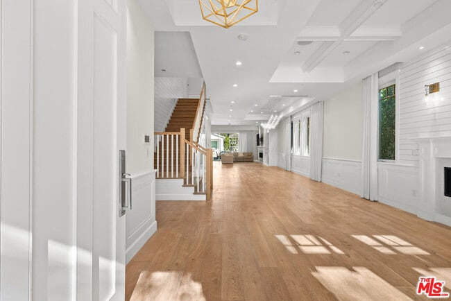 Photo - 12345 Huston St