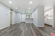 Photo - 927 Kings Rd Condo Unit 107