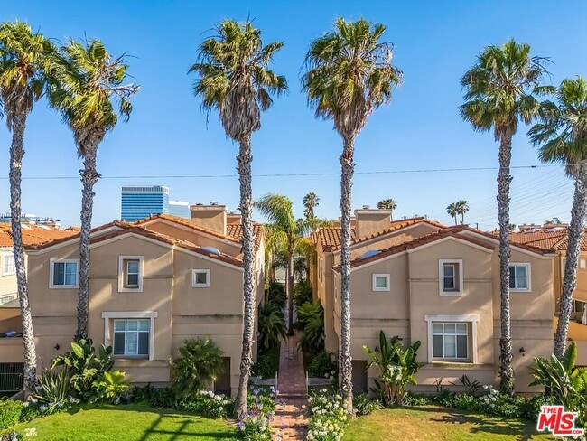 Building Photo - 1630 E Palm Ave Unit 5