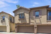 Photo - 425 S Meadowbrook Dr