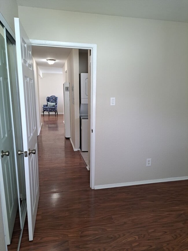 Photo - 1835 Carmona Ave Unit 1835 1/2 Carmona Ave