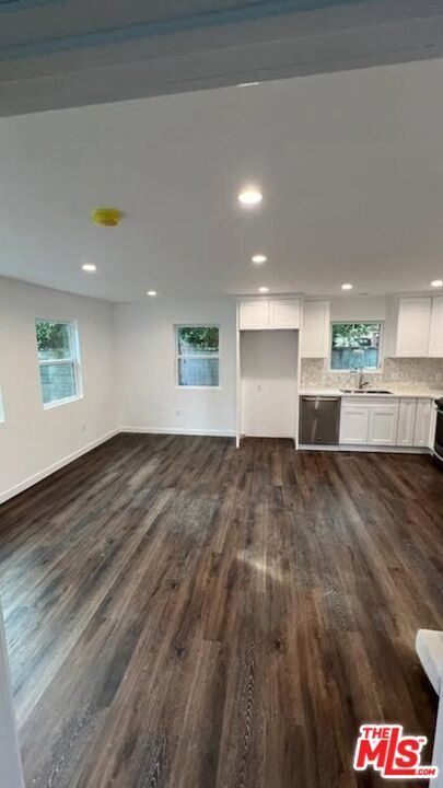 Photo - 7729 Wynne Ave