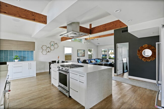 Photo - 1427 Wilbur Ave