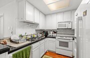 Photo - 850 State St Townhome