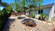 Photo - 17629 Burbank Blvd House