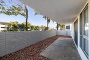 2BR, 2BA - 1,000SF - Patio - Bay Apartments