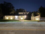 Photo - 20300 Oxnard St