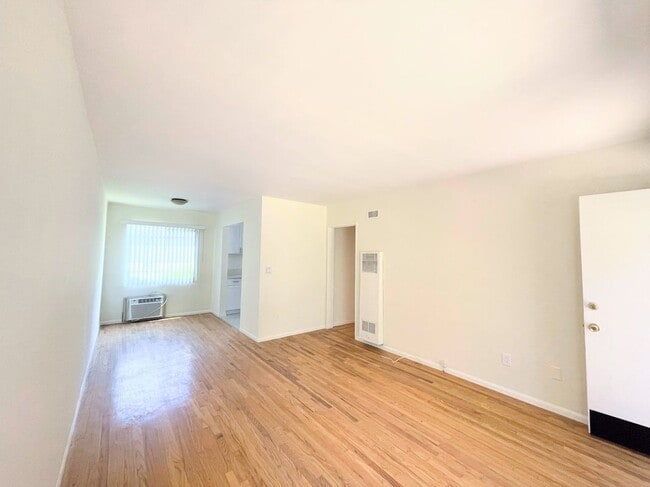 Photo - 11230 Hortense St Unit #4