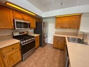 Photo - West Lancaster 4 Bedroom !