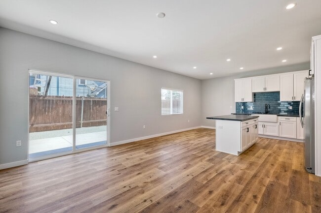 Photo - 6838 Tower St Townhome