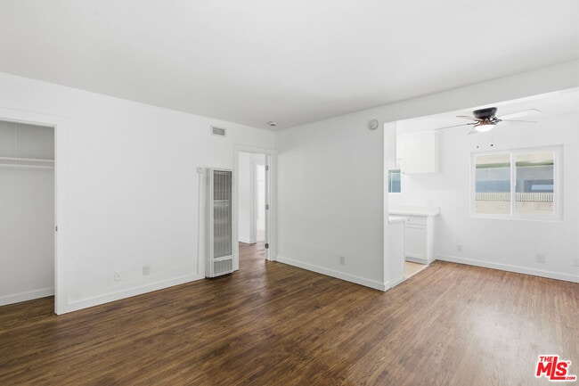 Photo - 4921 Coldwater Canyon Ave Unit 3