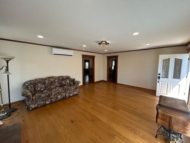 Photo - 2434 Florencita Dr W
