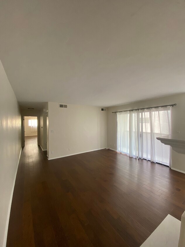 Floor Plan - 2BED ; 2BTH