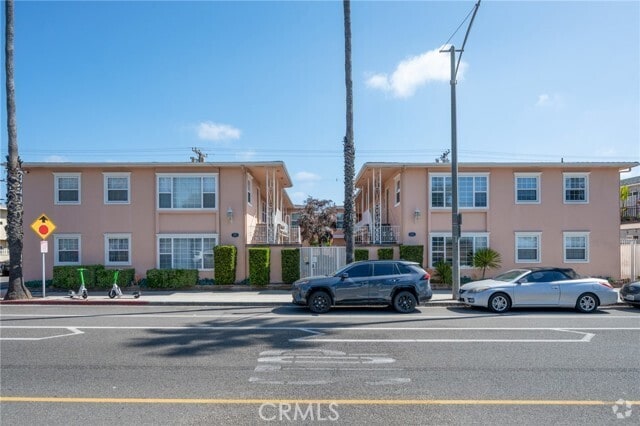 Building Photo - 4401 E Ocean Blvd Unit 2 Rental