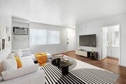 Photo - Sherman Plaza Apartments