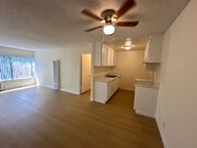 Photo - 6310 Hazeltine Ave Unit 202
